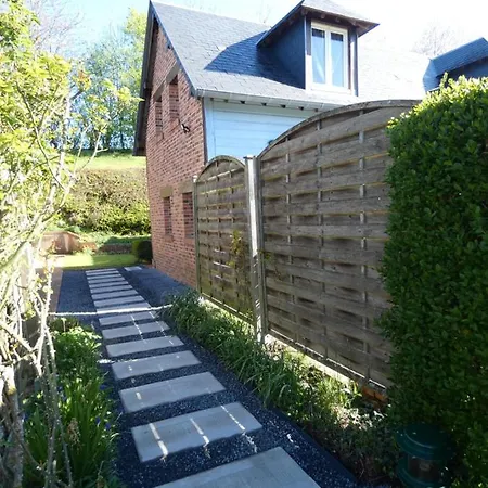 Les Petits Matins Bleus - D'hôtes Les Pommiers