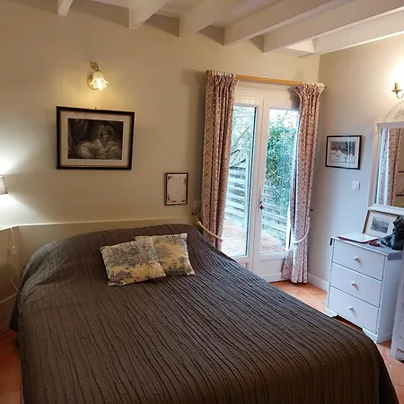 Les Petits Matins Bleus - D'hotes 