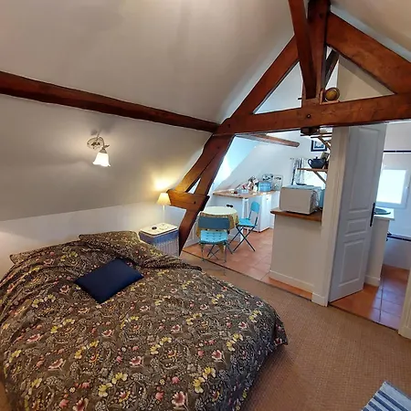 Les Petits Matins Bleus - D'hôtes Les Pommiers Couette-café