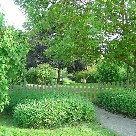 Les Petits Matins Bleus - D'hôtes Les Pommiers Sainte-Marguerite-de-Viette