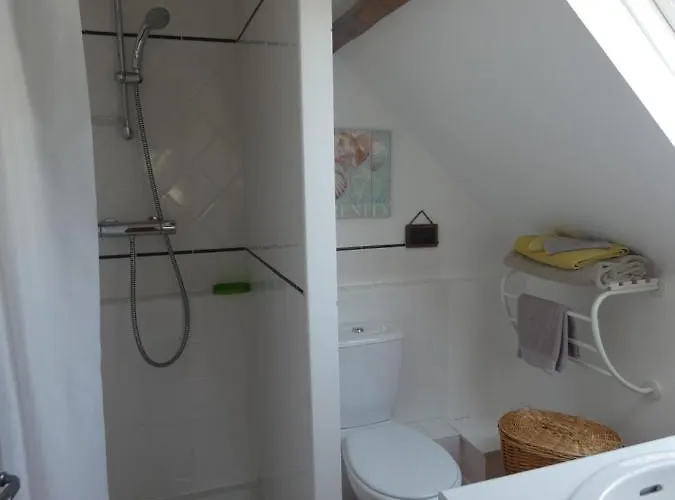 Les Petits Matins Bleus - D'hôtes Les Pommiers