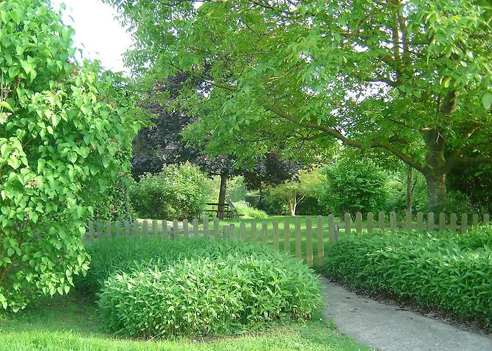 Les Petits Matins Bleus - D'hôtes Les Pommiers Sainte-Marguerite-de-Viette
